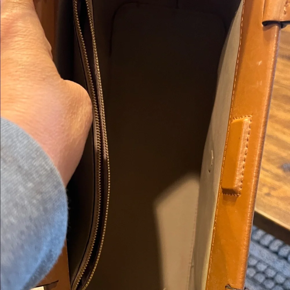 Michael Kors Meredith Medium Logo and Leather Tote Bag SEE DESCRIPTION - Picture 6 of 15